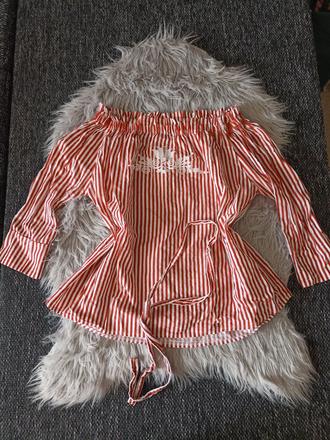 Krásna romantická blúzka,