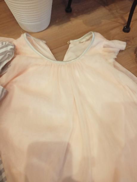 H&m trblietkami šaty, h&m,116