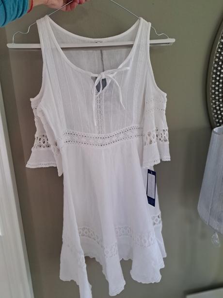 Saty z madeirovej krajky zo spanielska, 158