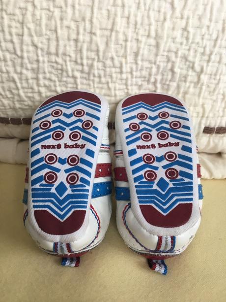 Tenisky capačky 10 cm, <17