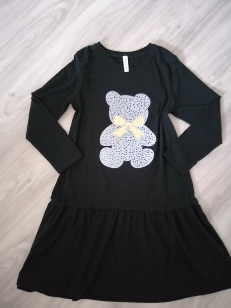 Čierne šaty s mackom, m
