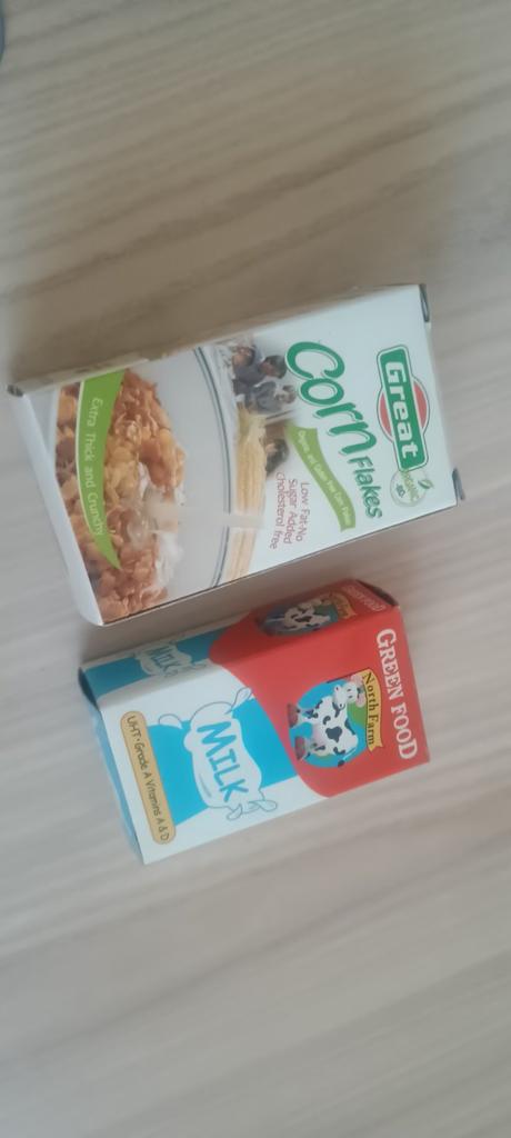 Nákupný vozík na kolieskach s posuvnou ruckou,