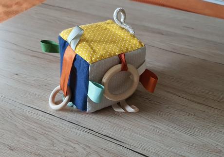 Interaktívna kocka,