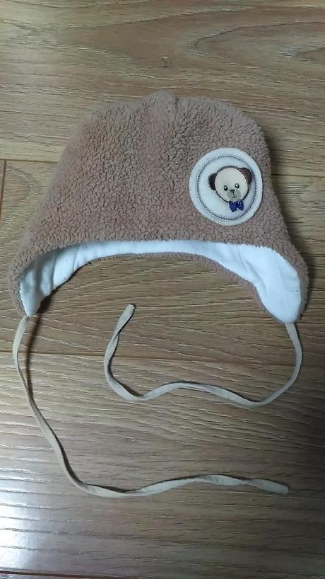 Teplá chutná čiapka na cca. 1 rok, 80