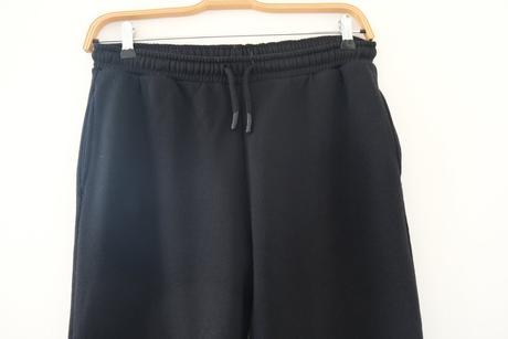 Tepláky č.4, reserved,l