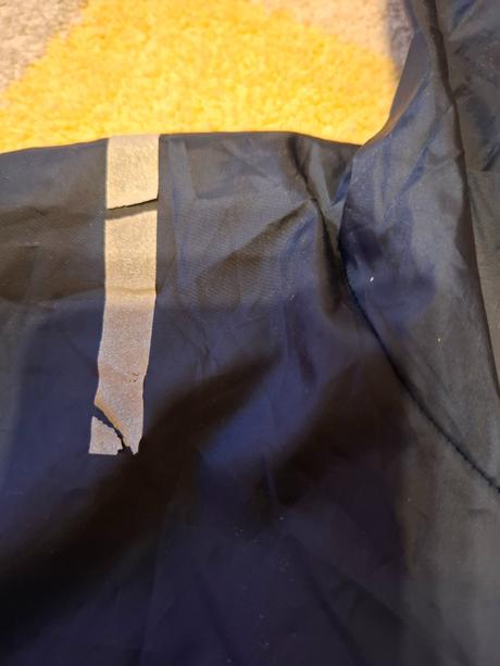 Tenká sustakova bunda, decathlon,152