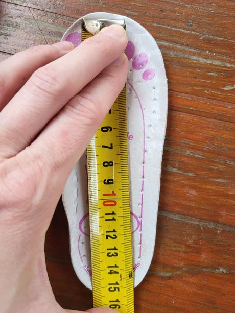 Papučky  + doporučené poštovné, ren but,25