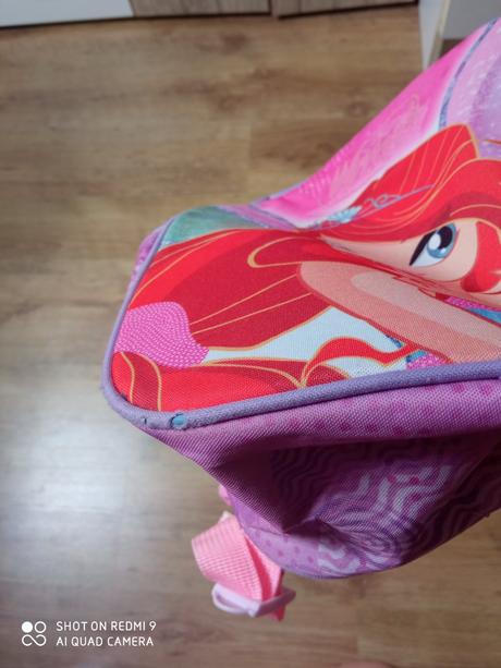 Dievčenský ruksak, wings