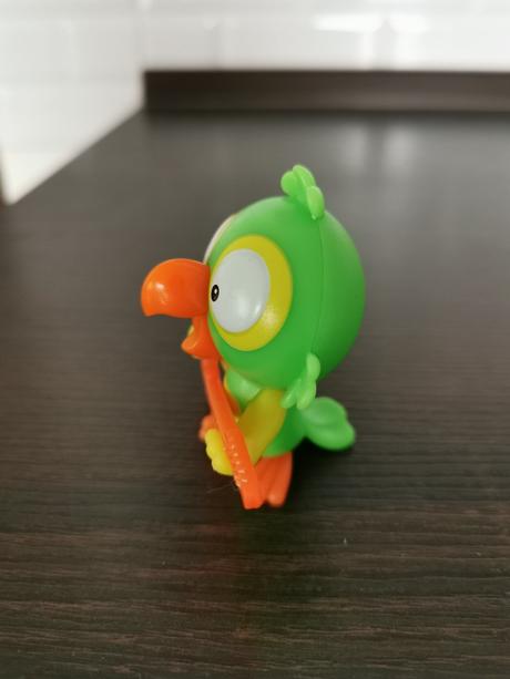 Maxi kinder papagáj, 