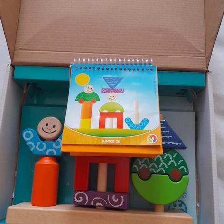 Den a noc skladacka, 