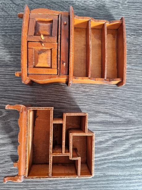 Predám drevený nábytok na hranie, 