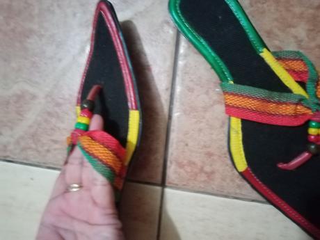 Dámske šľapky, 38