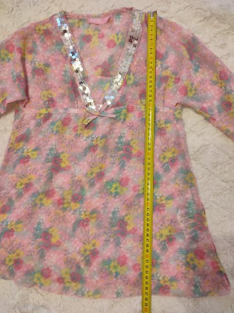 Blúzka ,top stav,bez visačky, kik,128