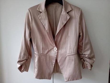 Krásne metalické sako, s
