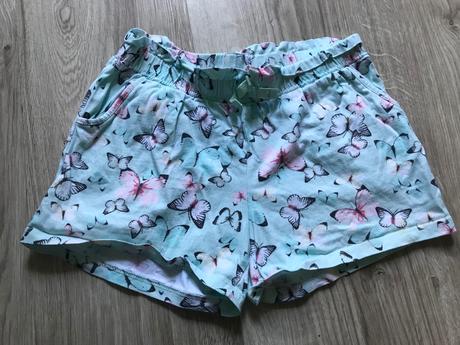 Kraťasy motýlik 6-8 rokov, h&m,128