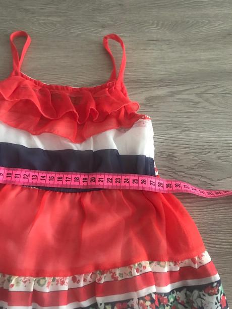 Krásne ľahké šatky, 98