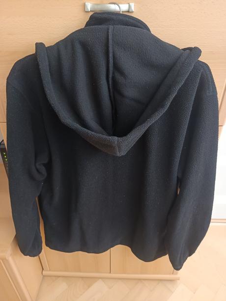 Čierna mikina kapučňou, l