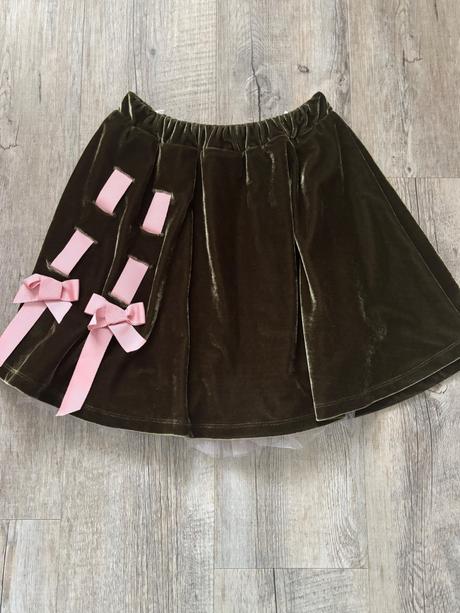 Sukňovy komplet, 140