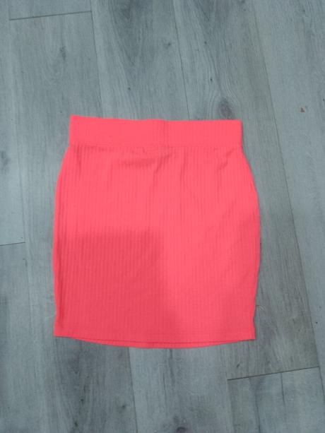 Neónová ružová sukna 38/l, m