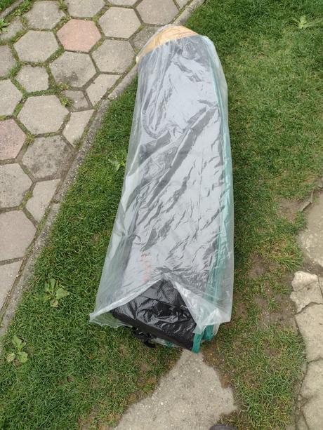 Kryt pruzin na trampolinu, 