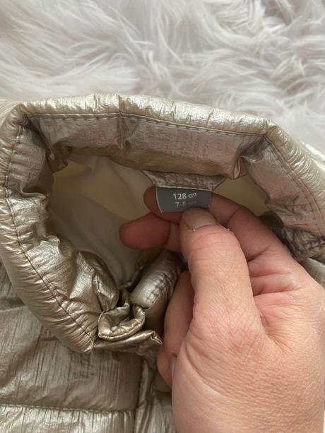 Zlata zateplená vesta s vreckami, pepco,122