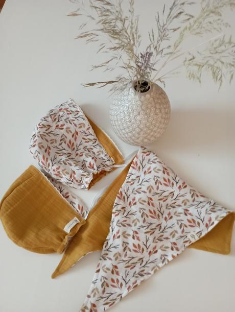 Čiapka a šatka z jemného mušelínu, 62 / 68 / 86 / 92