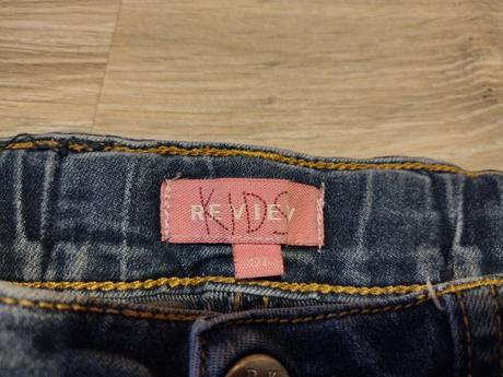 Tenšie elastické rifle, review,122