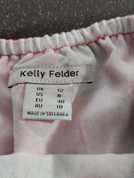 Šaty bez ramienok, 40