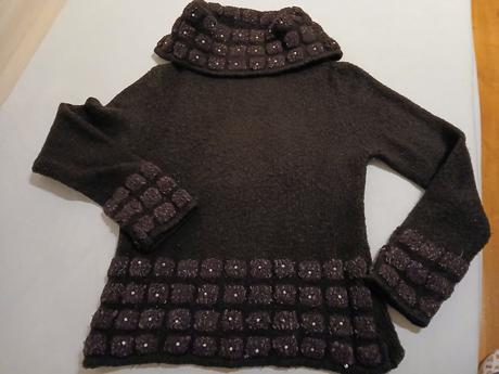 Pulover z príjemného materiálu, l