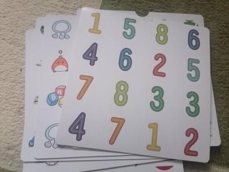 Pamäťová hra s vymeniteľnými obrázkami, 