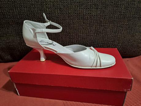 Dámske lodičky 38biele, 38