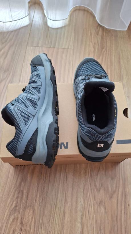 Turistické topánky zn. salomon, salomon,39