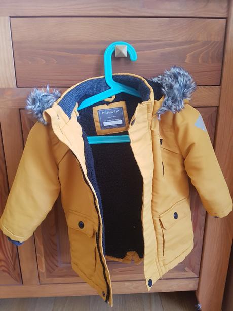 Zimna bunda, primark,86