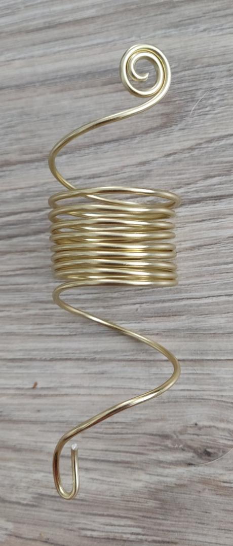 Dekorácie z drôtu, 