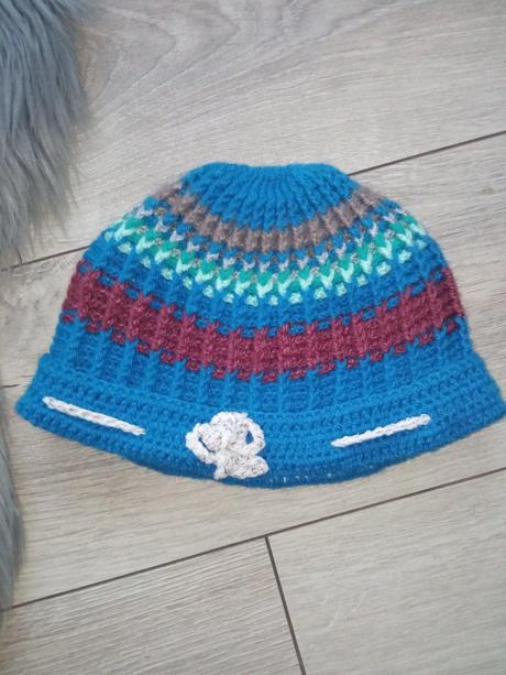 Dievčenská farebná zimná čiapka, 104