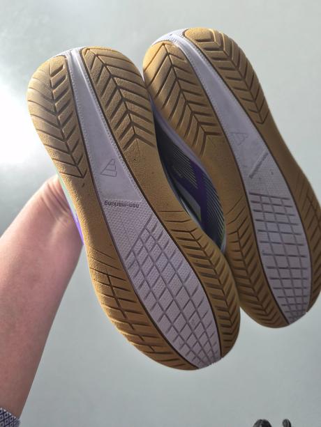 Halovky, adidas,33
