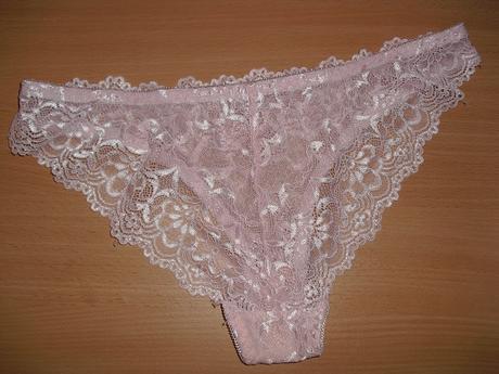 Krajkovane romanticke nohavicky, m