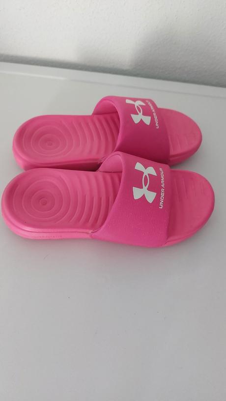 Šľapky, under armour,31