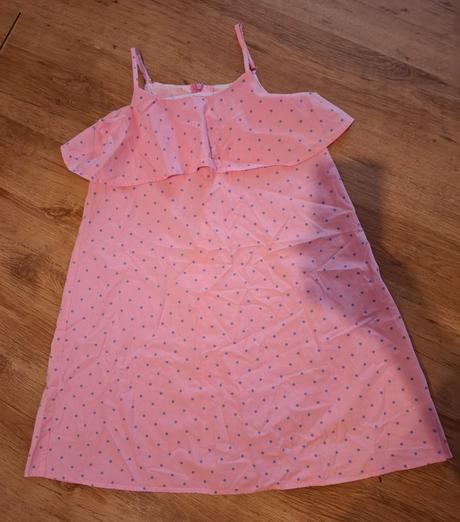 Balík oblečenia, 140–152