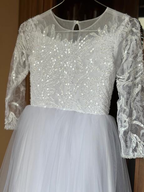 Šaty na prvé sväté prijímanie, 134