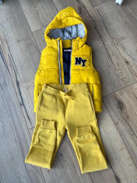 Vesta + teplaky, h&m,128