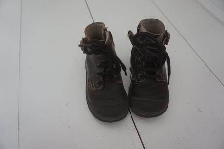 Frajerské celokožené kotníkové topánočky, 22