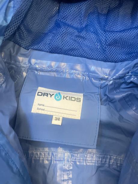 Nepremokavý overal, 98 / 104