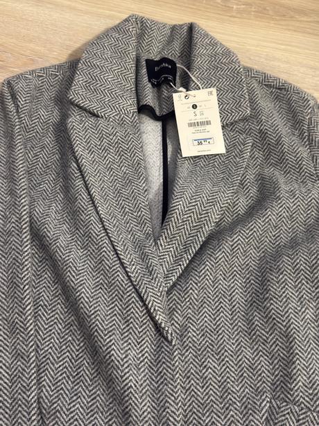 Damsky kabatik, bershka,s