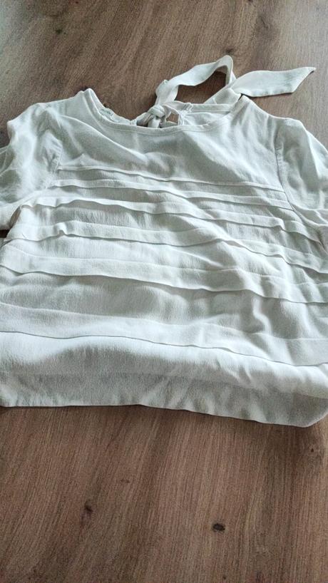 Bluzka s mašličkou vzadu, promod,s