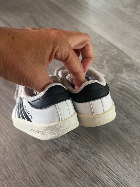 Biele tenisky adidas, adidas,20