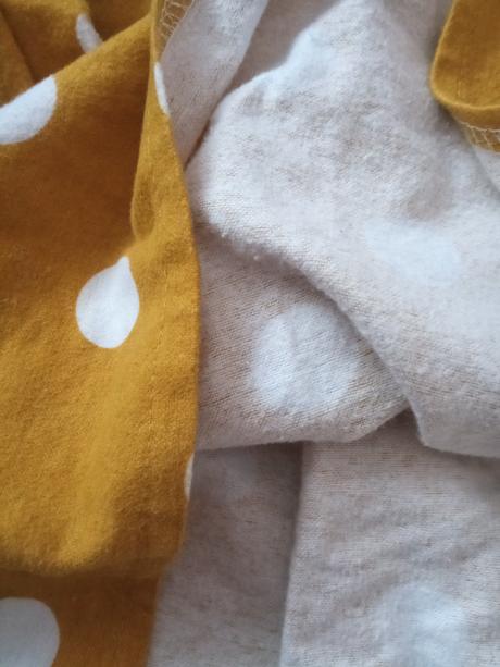 Horčicove šaty, 104