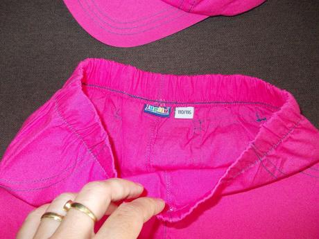 Set kraťasy, šiltovka, tričko 110/116, lupilu,110