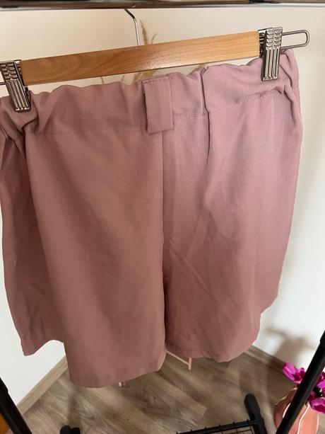 Dámske kratasy / šortky, 