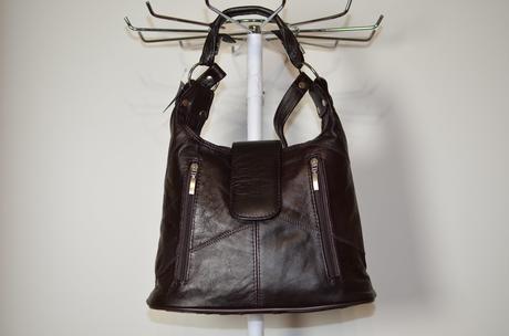 Kožená kabelka, 